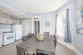 Queen City Suites 2 For 4