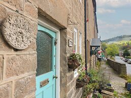 40 Water Lane