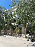 Great 3 Bedroom Apartment and Private Pool!