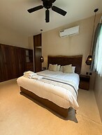 Great 3 Bedroom Apartment and Private Pool!