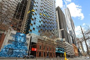 Cozy Studio Near Southern Cross With City Views