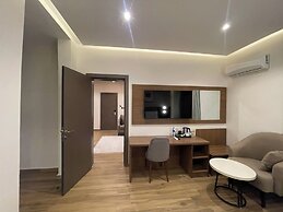 CheckInn Hotel Yola