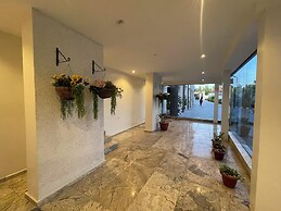 CheckInn Hotel Yola