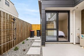 Modern & Spacious in Central CHCH-Unit 3
