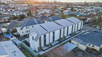 Modern & Spacious in Central CHCH-Unit 3
