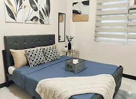 Super Cozy Apartment-Newport Boulevard
