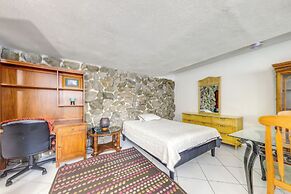 Canal-front Stay w/ Shared Pool, Near Hard Rock!