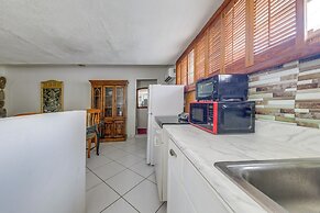 Canal-front Stay w/ Shared Pool, Near Hard Rock!
