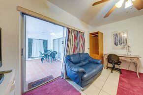 Studio w/ Pool Access, 3 Mi to Hard Rock Stadium!