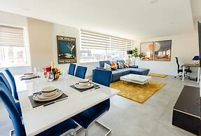 Guildford Town Centre Apartment 55 Tv, Netflix