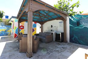 Oceanview Apartment with Rooftop