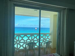 OvaCancun Apartments