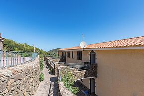 Domus De Pedra Pertunta