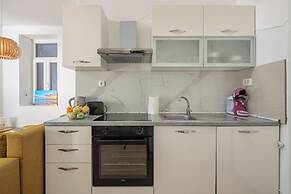 Comfortable City Apartment Anna