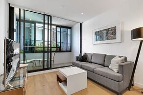 Fortitude Valley 1BRM with Skyline Views