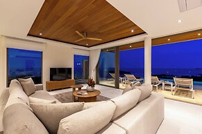 Villa Aroka 4 Bed Sea View KBR41