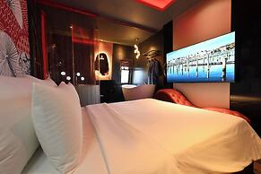 Hotel Lamour