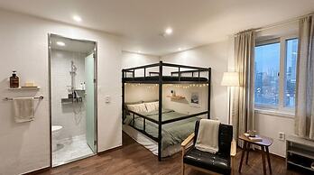 Billy Hotel