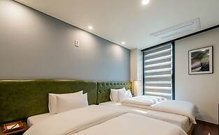 Billy Hotel