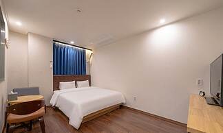 Billy Hotel