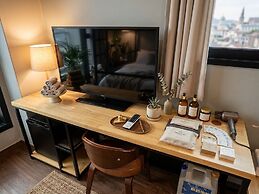 Billy Hotel