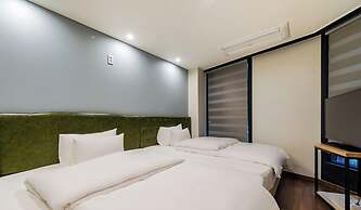 Billy Hotel