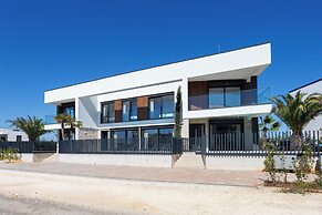 Villa Emma With Pool and sea view