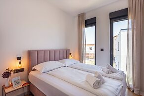 Villa Emma With Pool and sea view