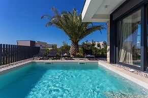 Villa Petra with Pool and Sea View