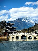 Lijiang Old Town Echarm Plus Hotel