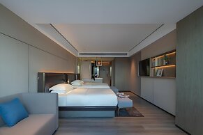 Lijiang Old Town Echarm Plus Hotel