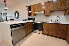 ELFARO 204SURF by Dream Playa Management