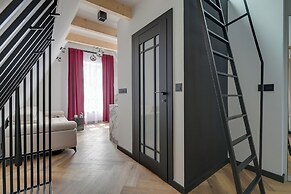 Old Town Chlebnicka Attic by Downtown Apartments