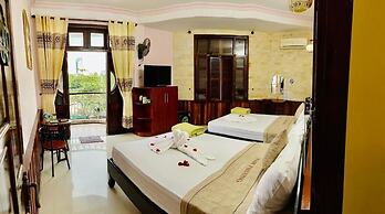 Nam Phuong Riverside Villa