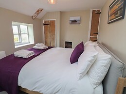 6 Gravel Hill