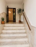 Metropole Apartments Signature Suite