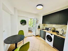 Metropole Apartments Signature Suite