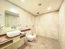 ROYAL GRAND HERITAGE PURI