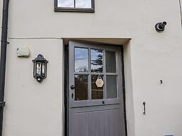 Rushmoor Cottage