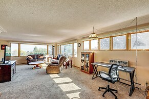 Hot Tub, Views & Private Dock: Polson Haven!