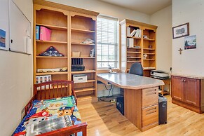Explore Historic Dtwn! Walkable Loft in Murphy