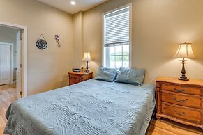 Explore Historic Dtwn! Walkable Loft in Murphy