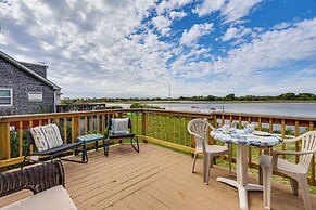 Dock + Water Access: Charlestown Beach Escape!