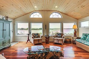 Dock + Water Access: Charlestown Beach Escape!