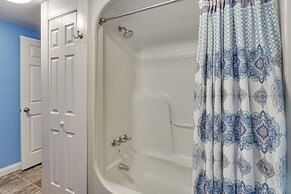 Peaceful & Private! Pet-friendly Williamsburg Home