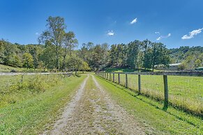 Peaceful & Private! Pet-friendly Williamsburg Home