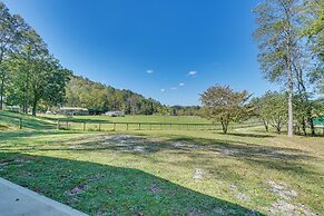 Peaceful & Private! Pet-friendly Williamsburg Home