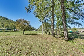 Peaceful & Private! Pet-friendly Williamsburg Home