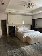 Sujimoto MacDonald 2 Bedroom Apartment