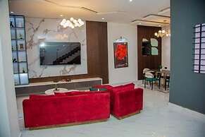 Aviv Luxury Homes